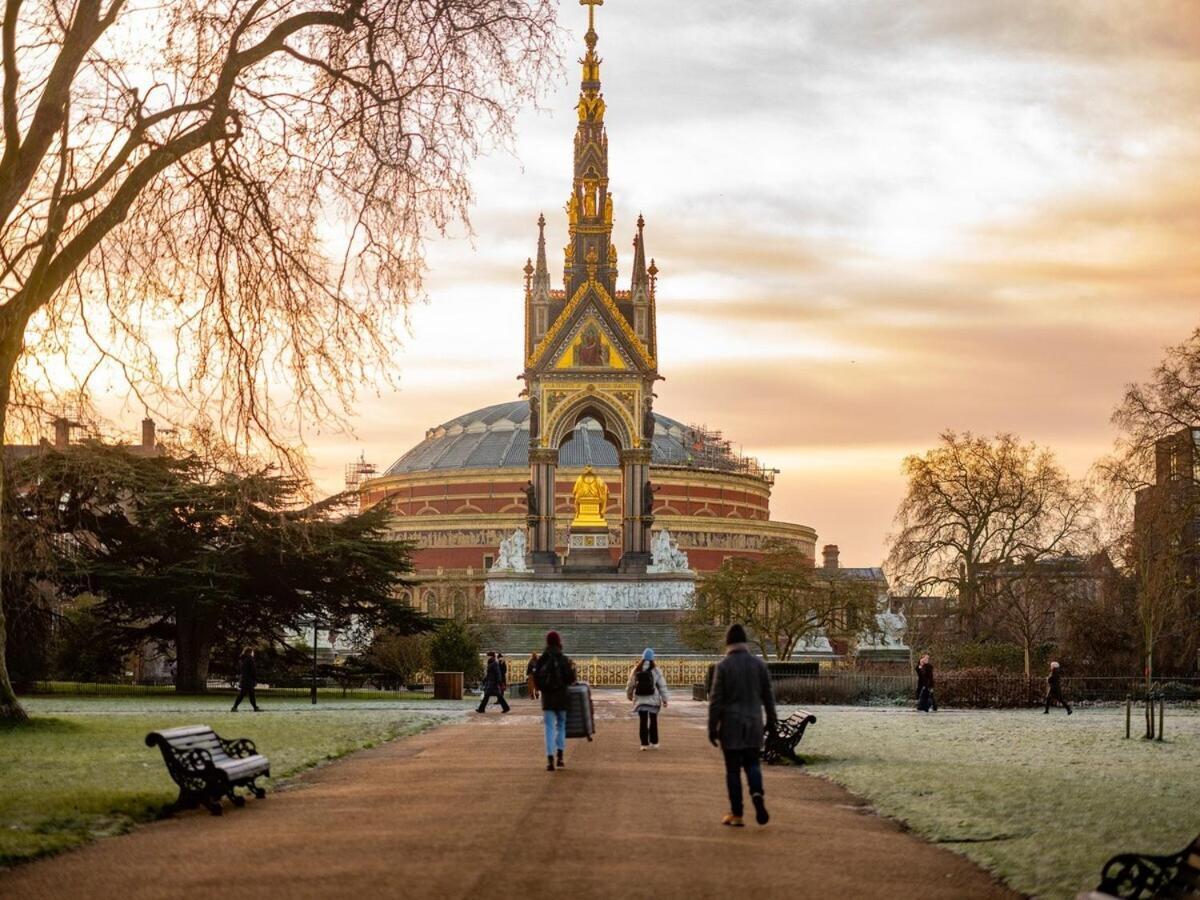 1-Bed Apartment, Close To Kensington Olympia With Free Wi-Fi & Netflix London Exteriör bild
