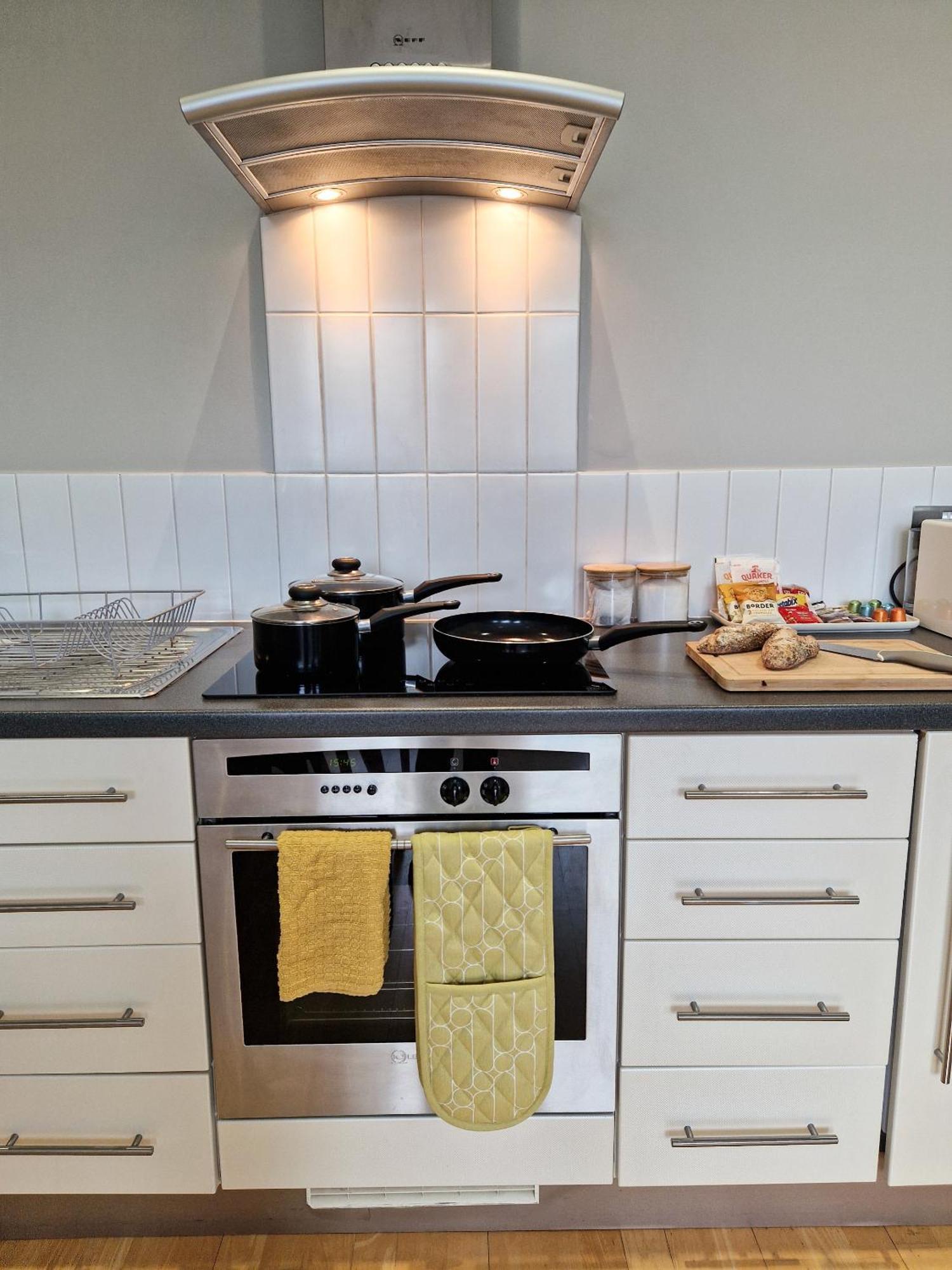 1-Bed Apartment, Close To Kensington Olympia With Free Wi-Fi & Netflix London Exteriör bild