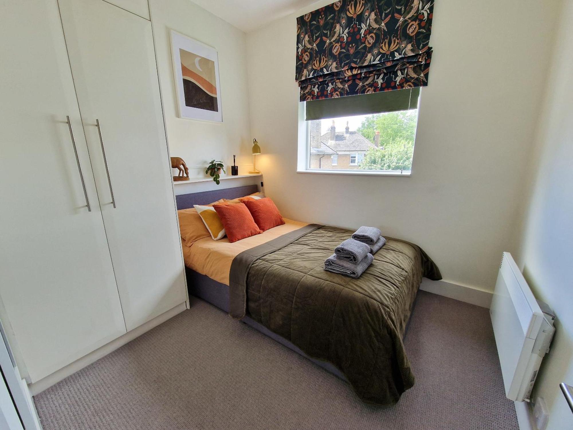 1-Bed Apartment, Close To Kensington Olympia With Free Wi-Fi & Netflix London Exteriör bild
